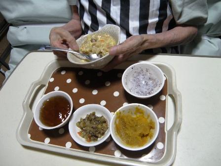 �[���[��ɂ����H��