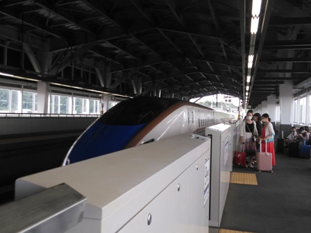 �z�[���ɓ����Ă����V����