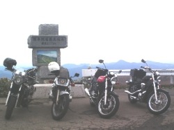 ���{��W���̍��������ł̃o�C�N�̎ʐ^